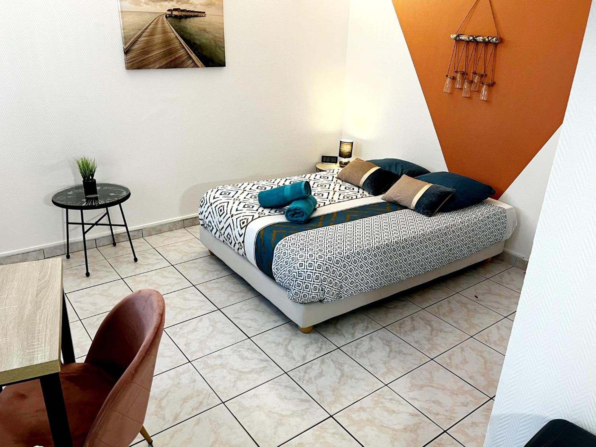 A Au Pied Des Thermes De Appartamento